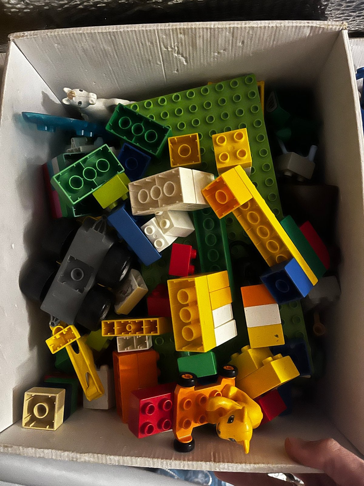 3 dozen met diverse Duplo bouwstenen, Kinderen en Baby's, Speelgoed | Duplo en Lego, Gebruikt, Inclusief extra onderdelen, Verzenden