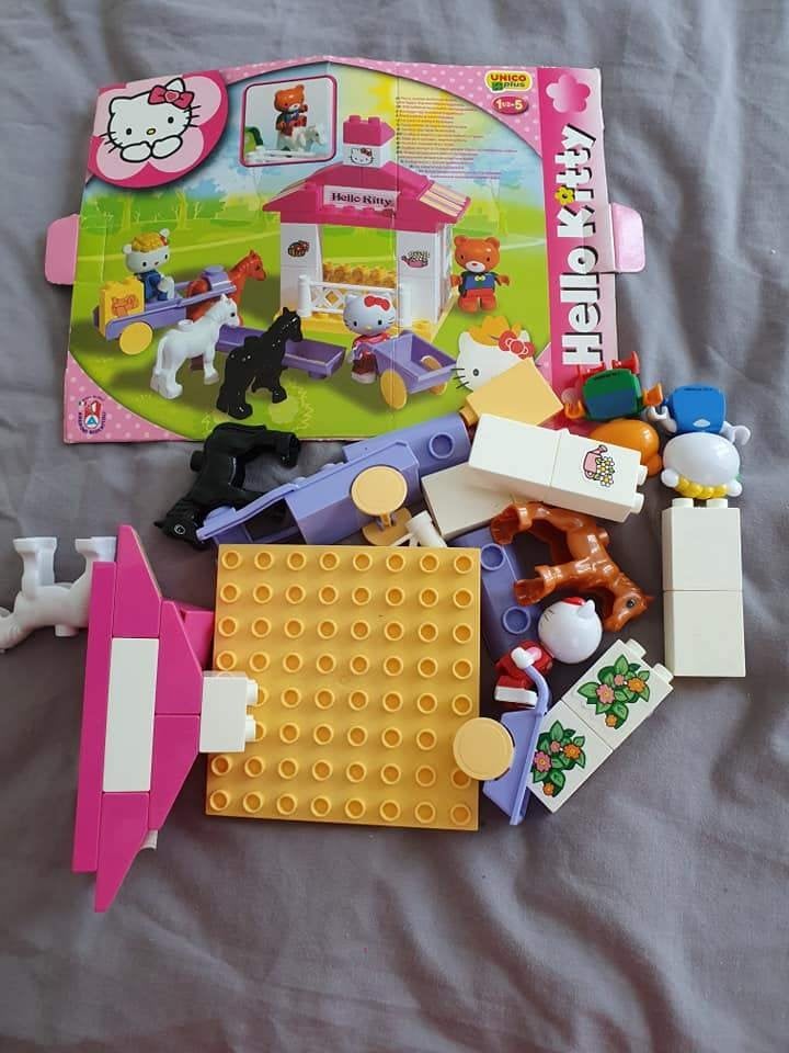 Hello Kitty Unico Plus Bouwblokken Set - Boerderij & Huis, Ophalen of Verzenden, Gebruikt, Overige merken