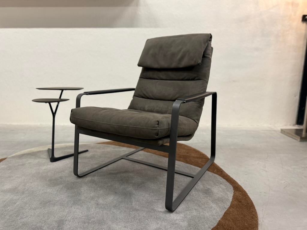 Nieuw Leolux Indra Fauteuil Alcantara Ombra design stoel, Leolux, Nieuw, 75 tot 100 cm, Ophalen of Verzenden