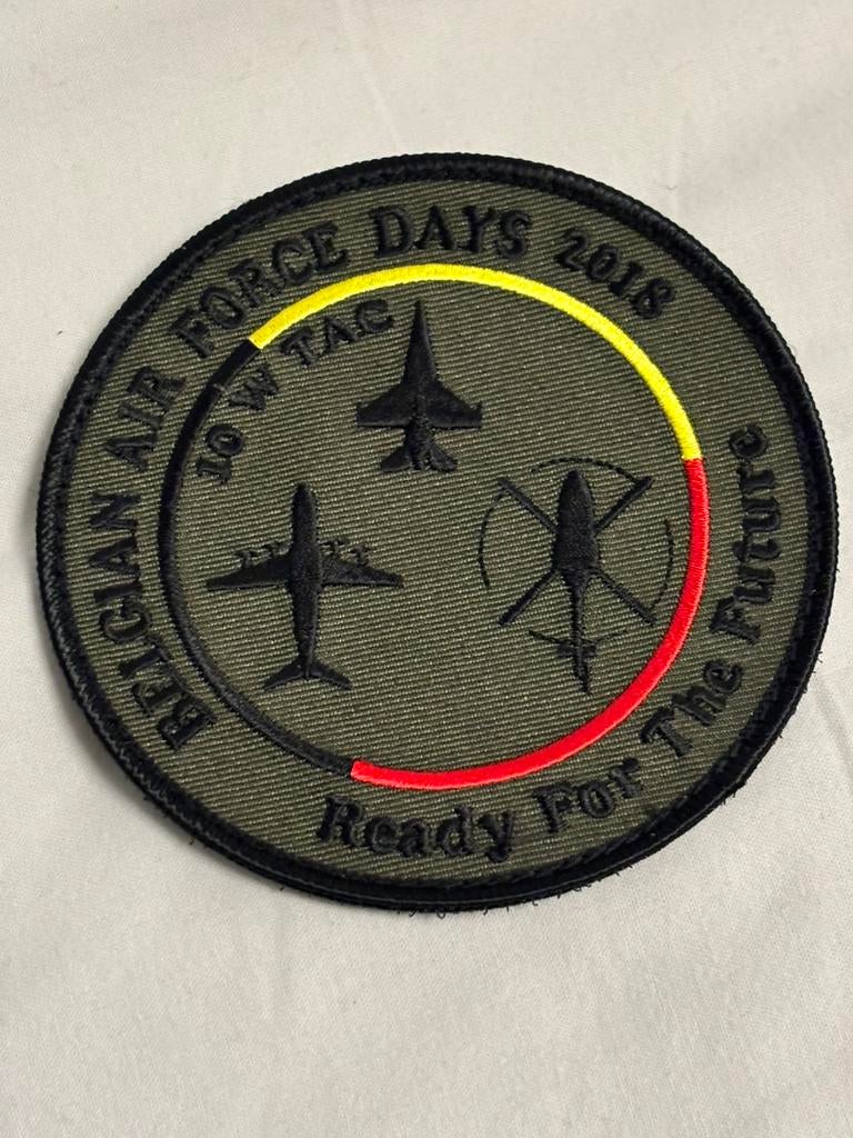 Embleem belgian airforce days 2018 10W tac, Verzenden, Luchtmacht, Overige gebieden, Embleem of Badge