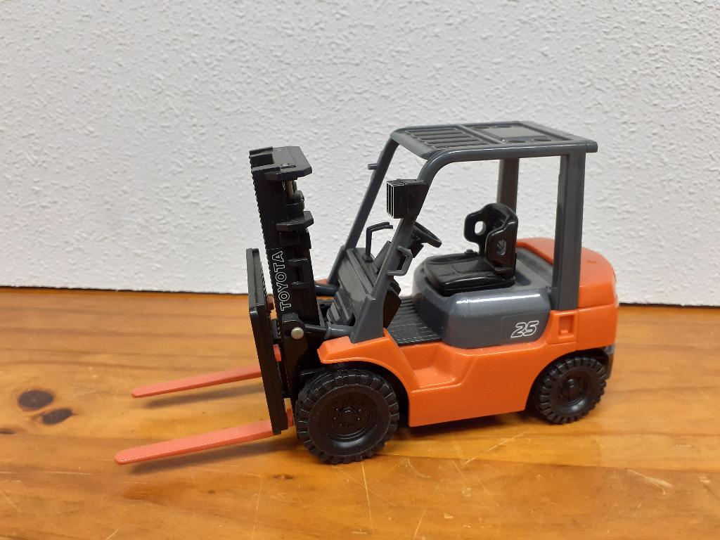schaalmodel heftruck toyota 7fg/7hd 25, Ophalen of Verzenden, Gebruikt, Overige typen