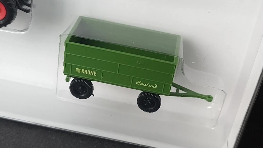 Fendt Favorit Krone aanhanger 1:160 N Wiking Pol, Tractor of Landbouw, Nieuw, Wiking@wiking.de, Unter den Eichen 8 Berlin Germany