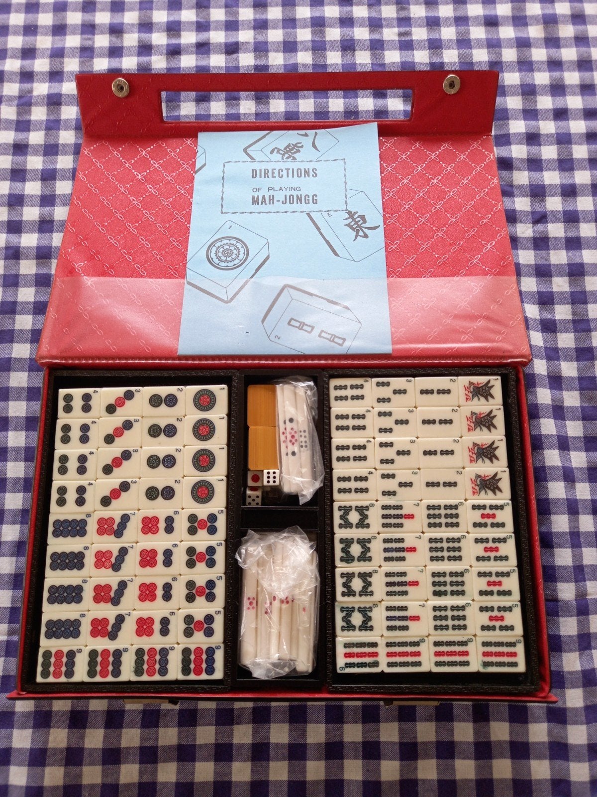 Vintage Mah-Jong spel in luxe draagkoffer - Nieuwstaat, Drie of vier spelers, Ophalen of Verzenden, Nieuw