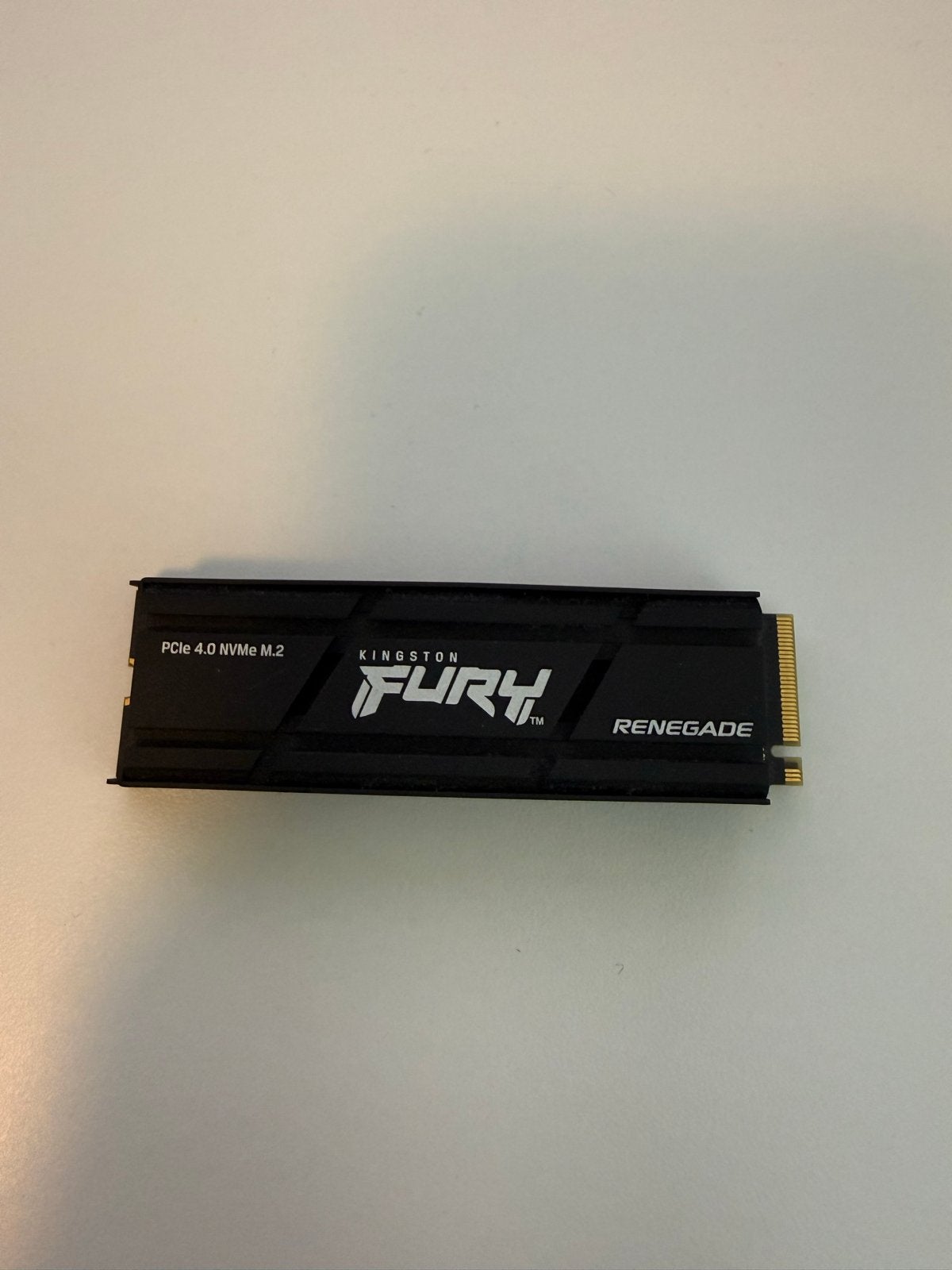 Kingston Fury Renegade SSD 4TB met heatsink, Computers en Software, Intern, SSD, Ophalen of Verzenden, Zo goed als nieuw
