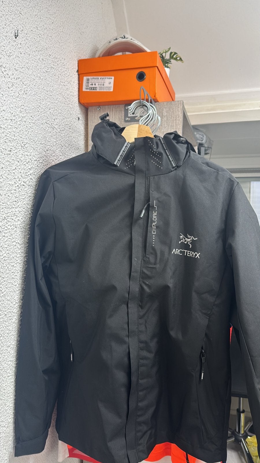 Arc’teryx Windbreaker, Ophalen of Verzenden, Zo goed als nieuw, Maat 48/50 (M), Zwart