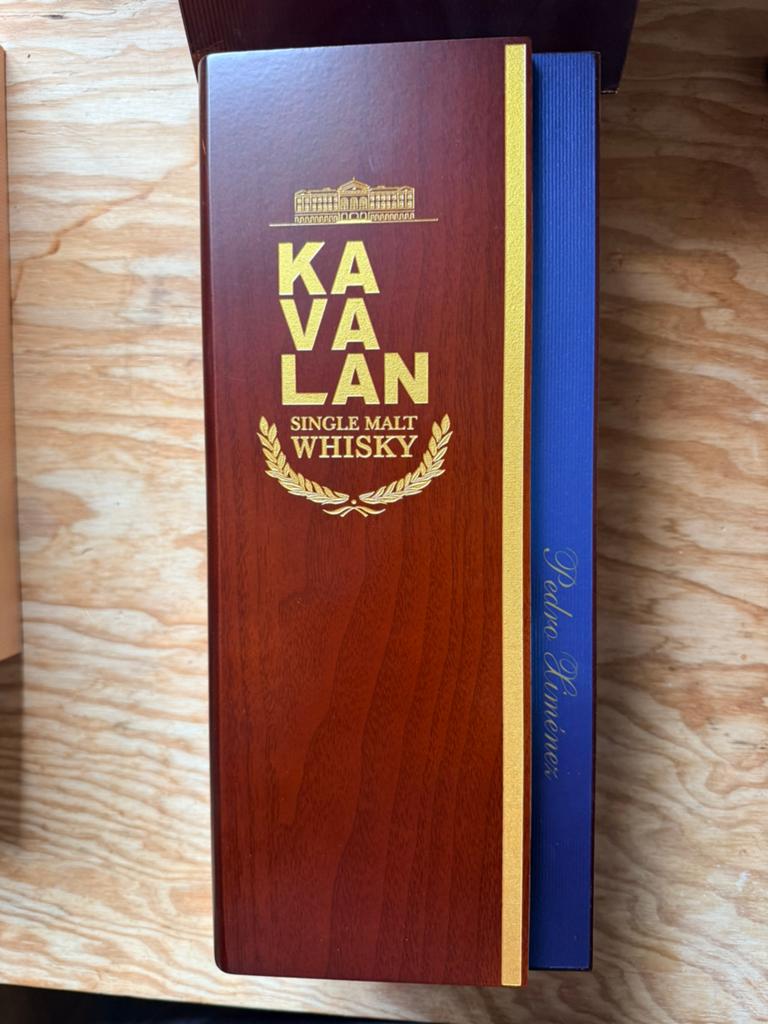 TopMerken Diverse lege dozen/blikken Wiskey, Ophalen