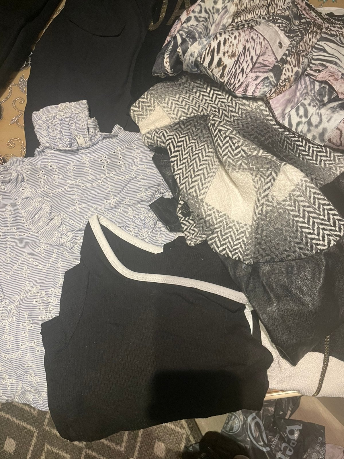 4 zakken vol dames kleding, Auto diversen, Ophalen of Verzenden, Zo goed als nieuw