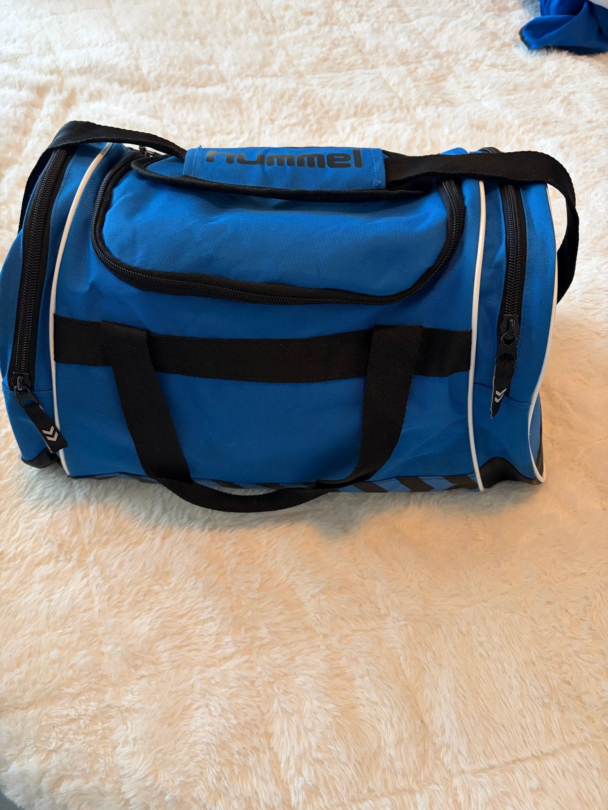 Hummel sporttas blauw - Ideaal voor sport en vrije tijd, Ophalen of Verzenden, Gebruikt, Unisex volwassen