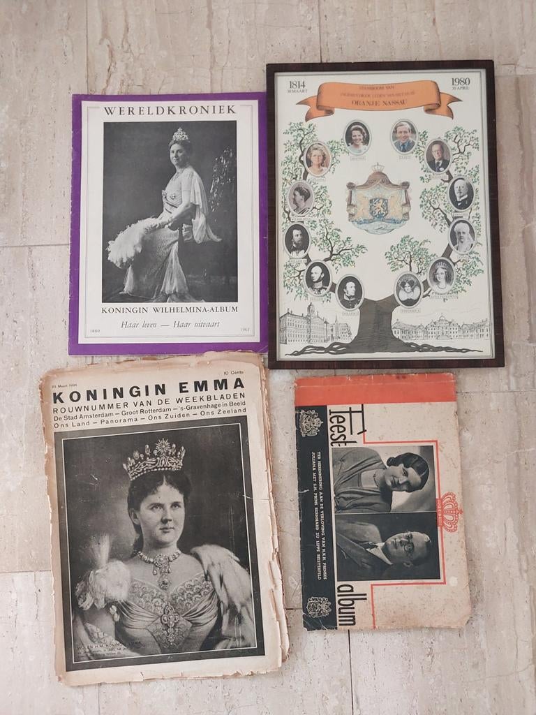 4 items van ons koninklijk huis., Ophalen of Verzenden, Tijdschrift of Boek