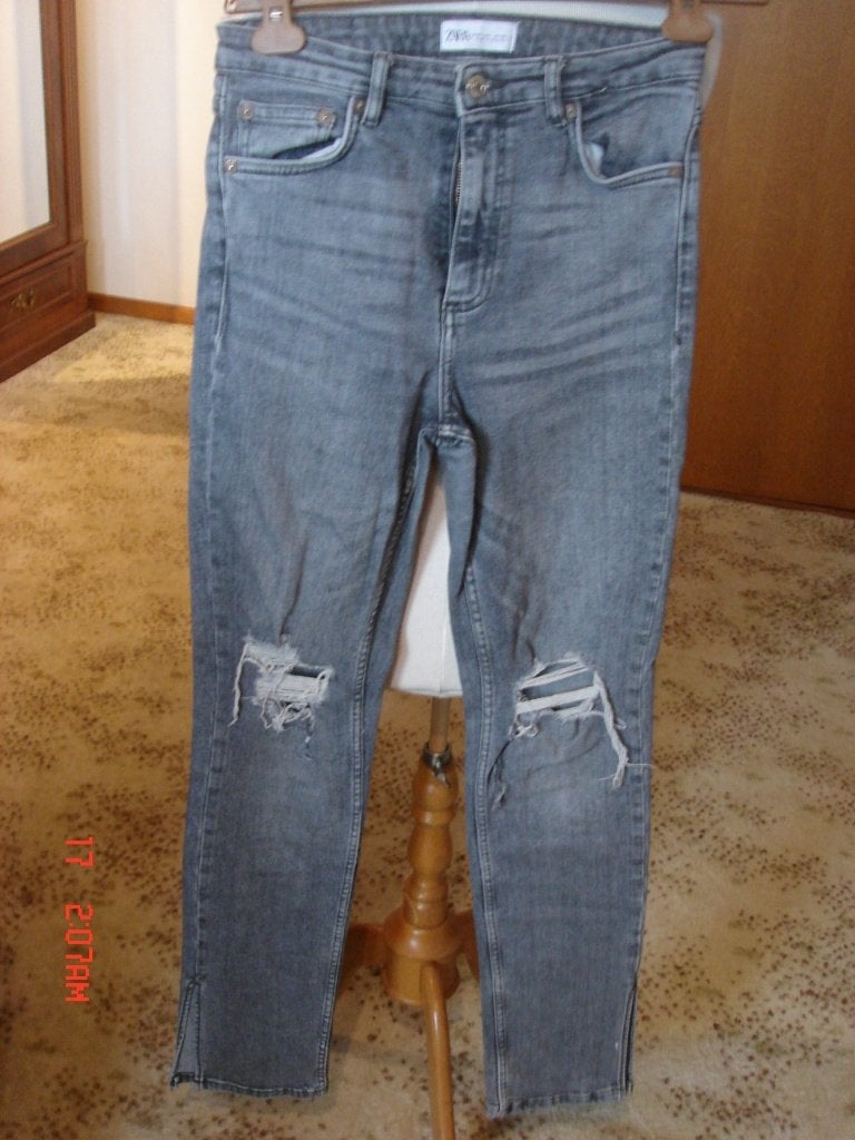 Spijkerbroek jeans ZARA maat 38 grijs ripped, Zara, Ophalen of Verzenden, Zo goed als nieuw, W30 - W32 (confectie 38/40)