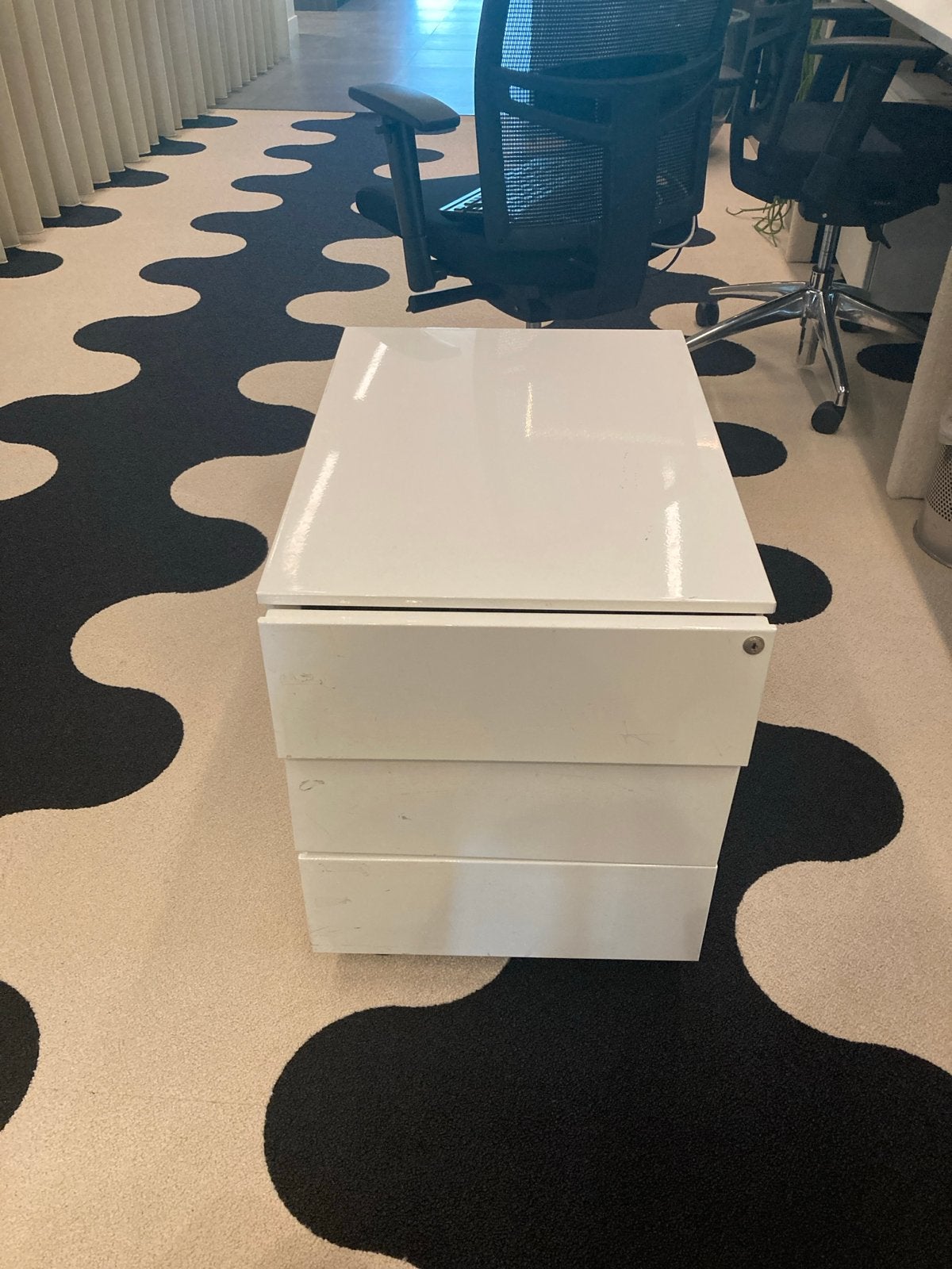 Witte ladekast op wielen - Ideaal voor kantoor of thuis, Ophalen, Minder dan 50 cm, Gebruikt, 1 of 2 laden