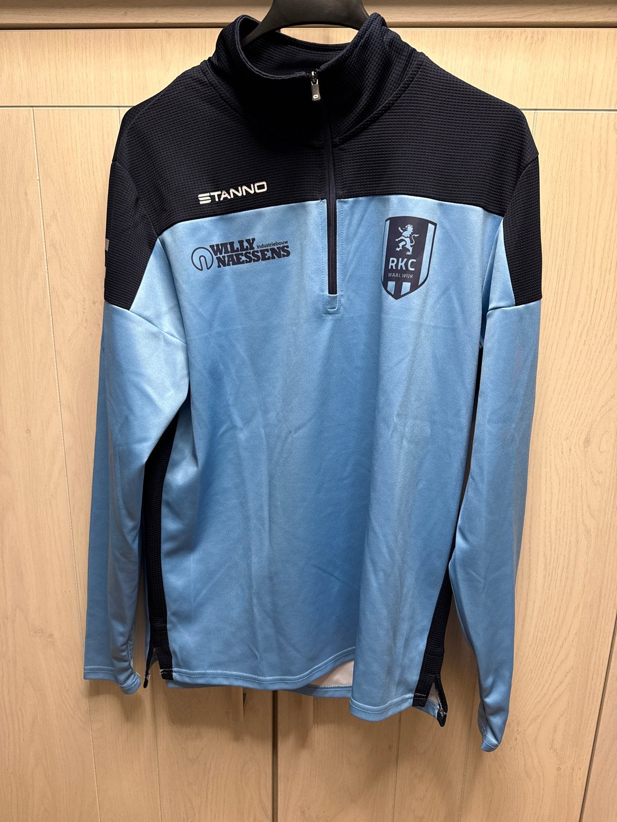 Stanno RKC Waalwijk Trainingsset (Shirt + Trui), Ophalen, Maat 52/54 (L), Blauw, Zo goed als nieuw