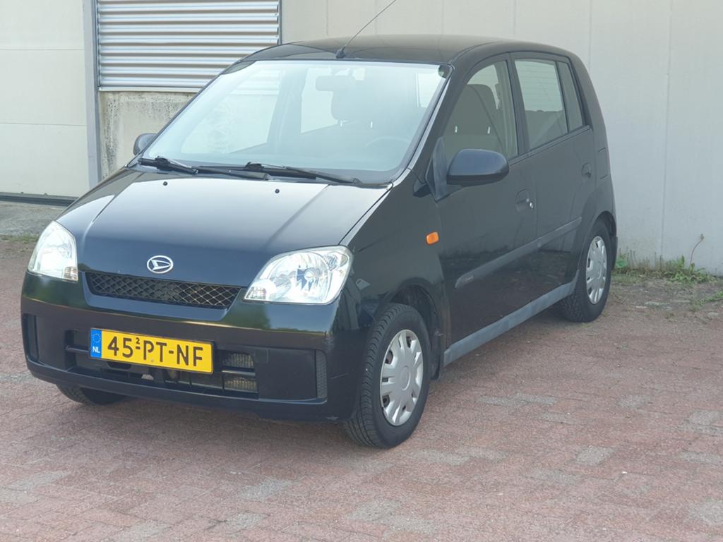 Daihatsu Cuore 1.0 5D 2004 ✅ Nieuwe APK!!, Auto's, Daihatsu, Stof, 600 kg, Zwart, Cuore