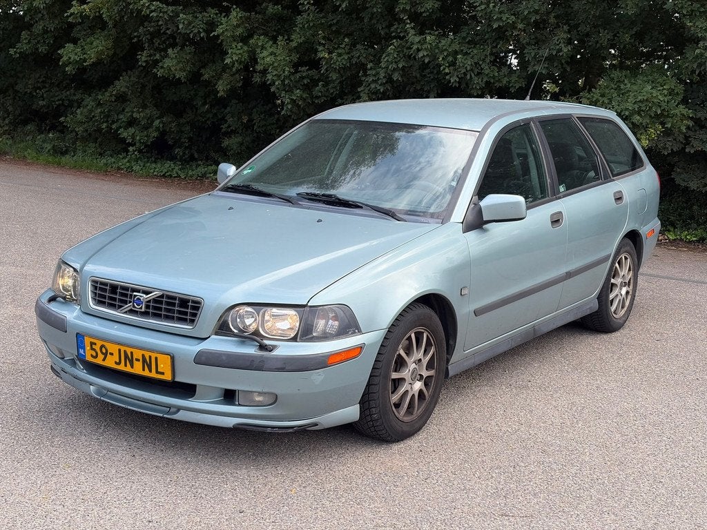 Volvo V40 1.8 Airco! Automaat! 158DKM! NAP! APK 10-26!, Stof, Gebruikt, 4 cilinders, Startonderbreker