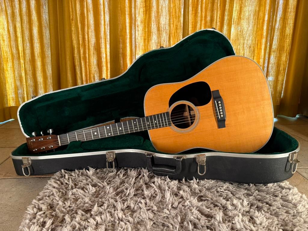 Martin D28 - 175th year anniversary - Near Mint!, Muziek en Instrumenten, Snaarinstrumenten | Gitaren | Akoestisch, Ophalen of Verzenden