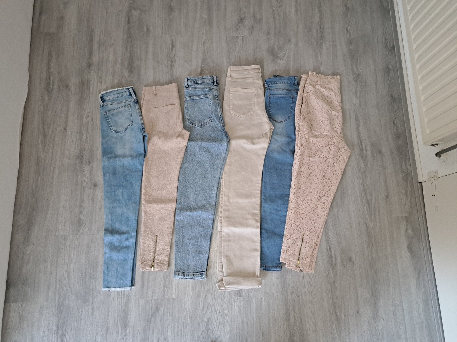 Moderne meiden kledingpakket broeken jeans merkkleding 34 xs, Ophalen of Verzenden, Zo goed als nieuw, Maat 34 (XS) of kleiner