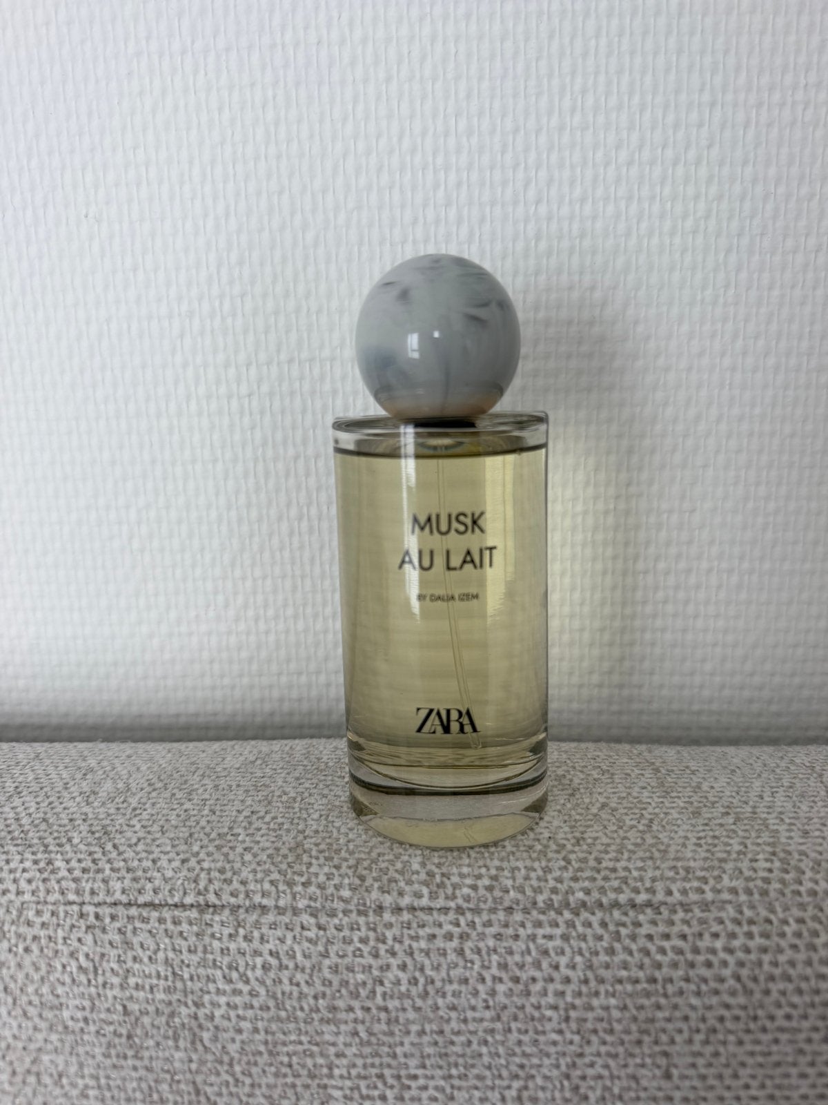 Zara Musk au Lait parfum 100ml - Zo goed als nieuw, Sieraden, Tassen en Uiterlijk, Ophalen of Verzenden, Zo goed als nieuw