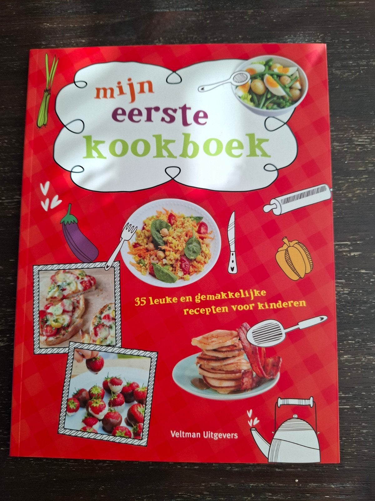 Mijn Eerste Kookboek - Kinderkookboek met 35 recepten, Boeken, Kookboeken, Veltman Uitgevers, Ophalen of Verzenden, Zo goed als nieuw