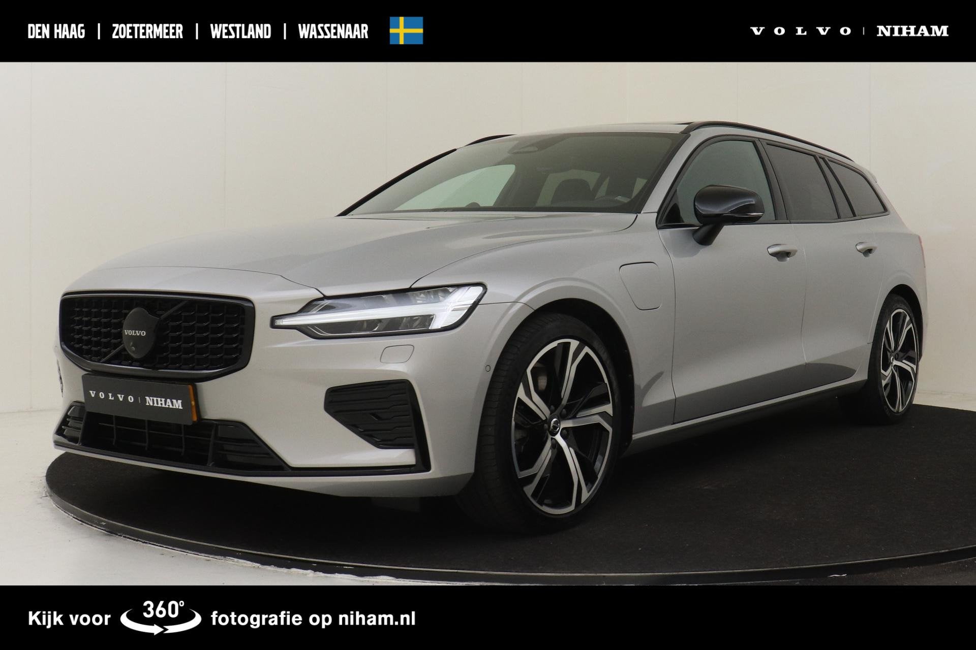 Volvo V60 T6 PLUG-IN HYBRID AWD ULTRA DARK *VOL!* -PANO.DAK|