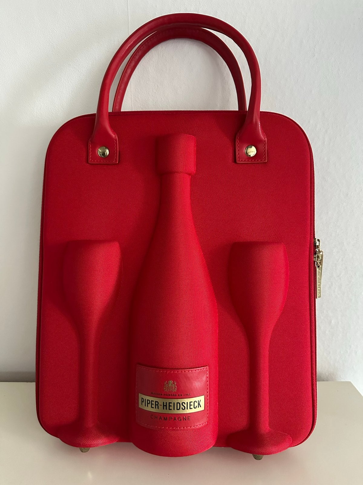 Piper-Heidsieck Champagne Koeltas - Nieuw en Ongebruikt, Ophalen of Verzenden, Nieuw, Rood, Textiel