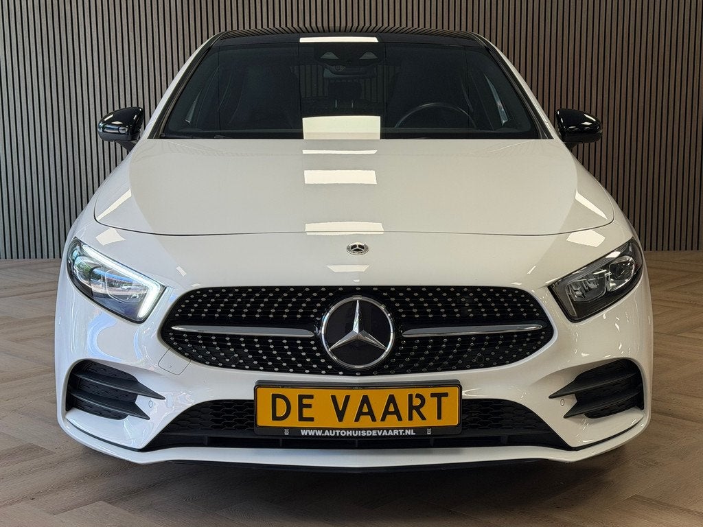 Mercedes-Benz A-klasse 180 Business Solution AMG AUT. CAMERA, Automaat, 136 pk, Gebruikt, 4 cilinders
