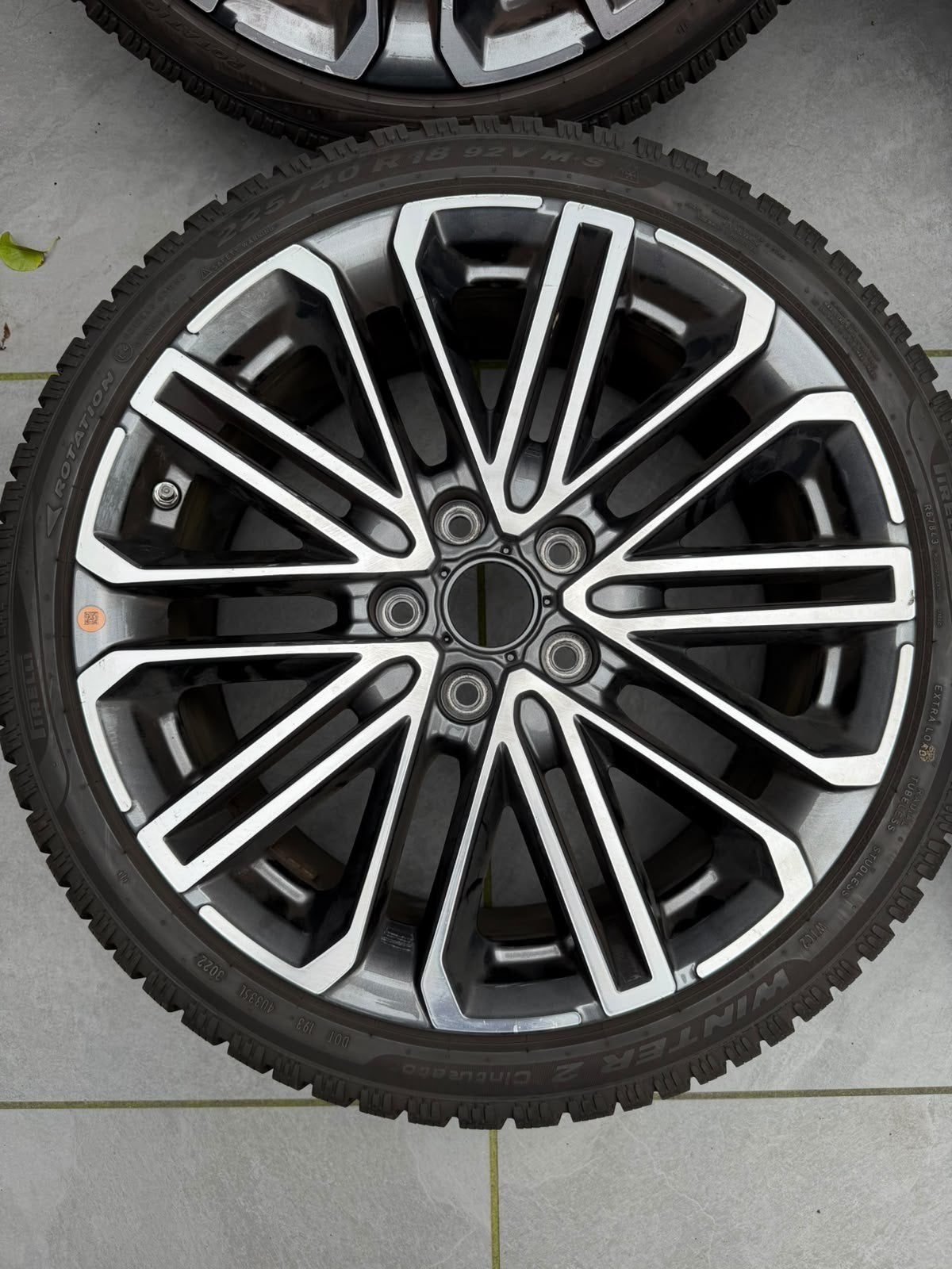 Originele Kia GT-Line 18 inch velgen + banden – complete set, Auto-onderdelen, Ophalen, 18 inch, Gebruikt, Banden en Velgen