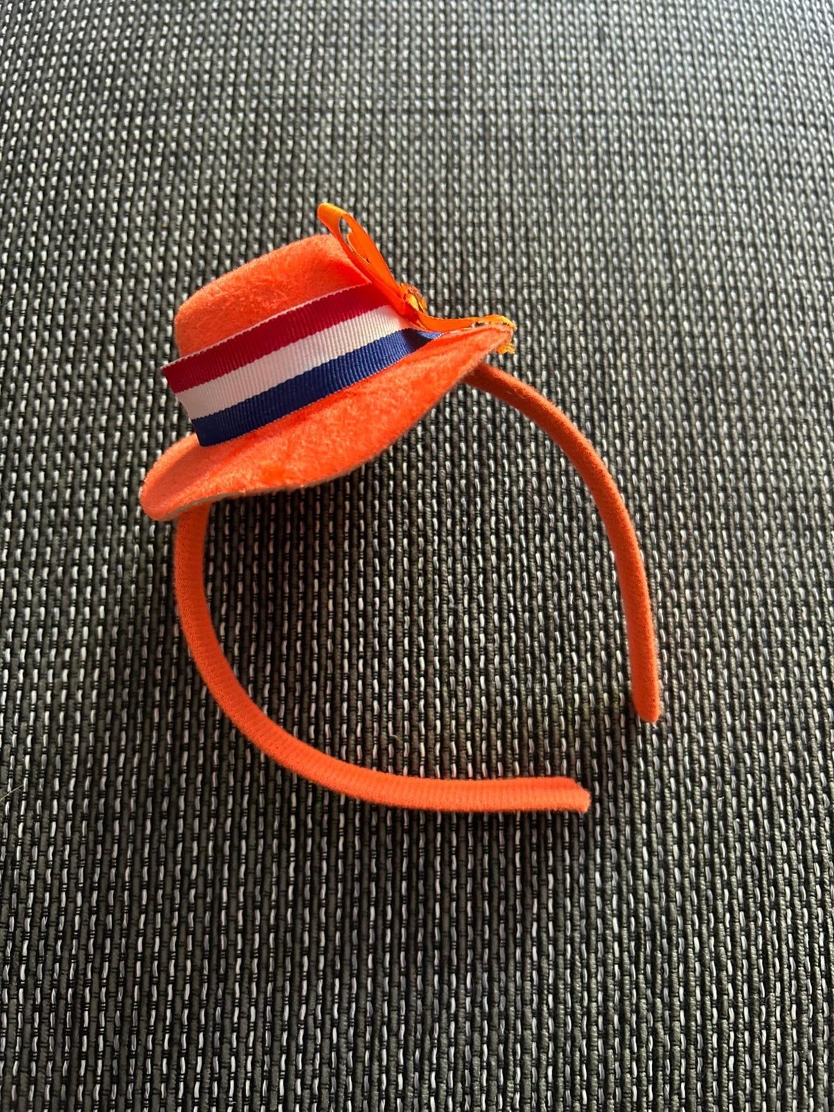 Oranje Diadeem, Ophalen, Zo goed als nieuw, Oranje of Koningsdag