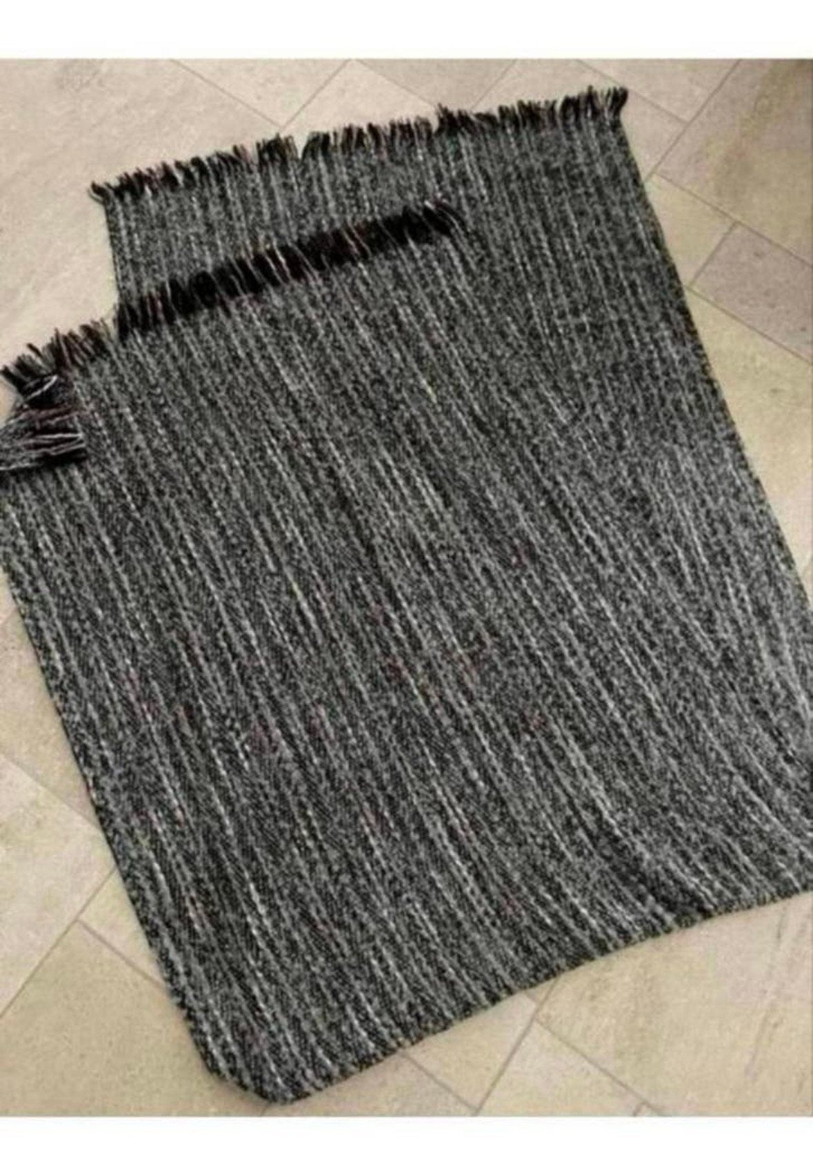 Stijlvolle Grijze Sjaal met Franjes, Ophalen of Verzenden, Zo goed als nieuw, Maat 46/48 (XL) of groter, Sjaal