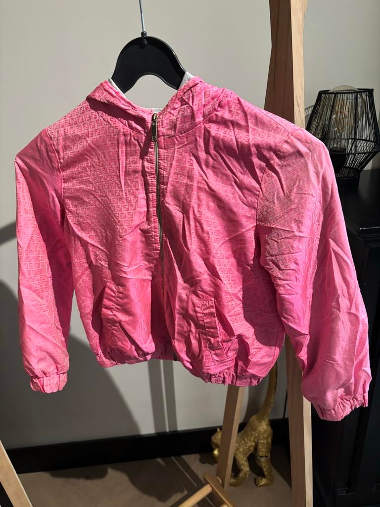 Fendi roze zomerjas monogramprint maat 122 / 7 jaar, Verzenden, Gebruikt, Meisje, Jas