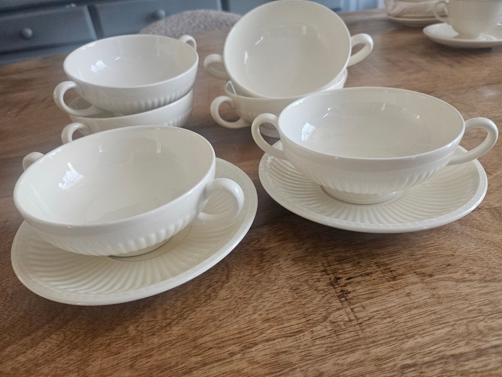 Wedgwood Edme Soepkommen met schotels, Huis en Inrichting, Keuken | Servies, Gebruikt, Klassiek, Ophalen of Verzenden, Kom(men)