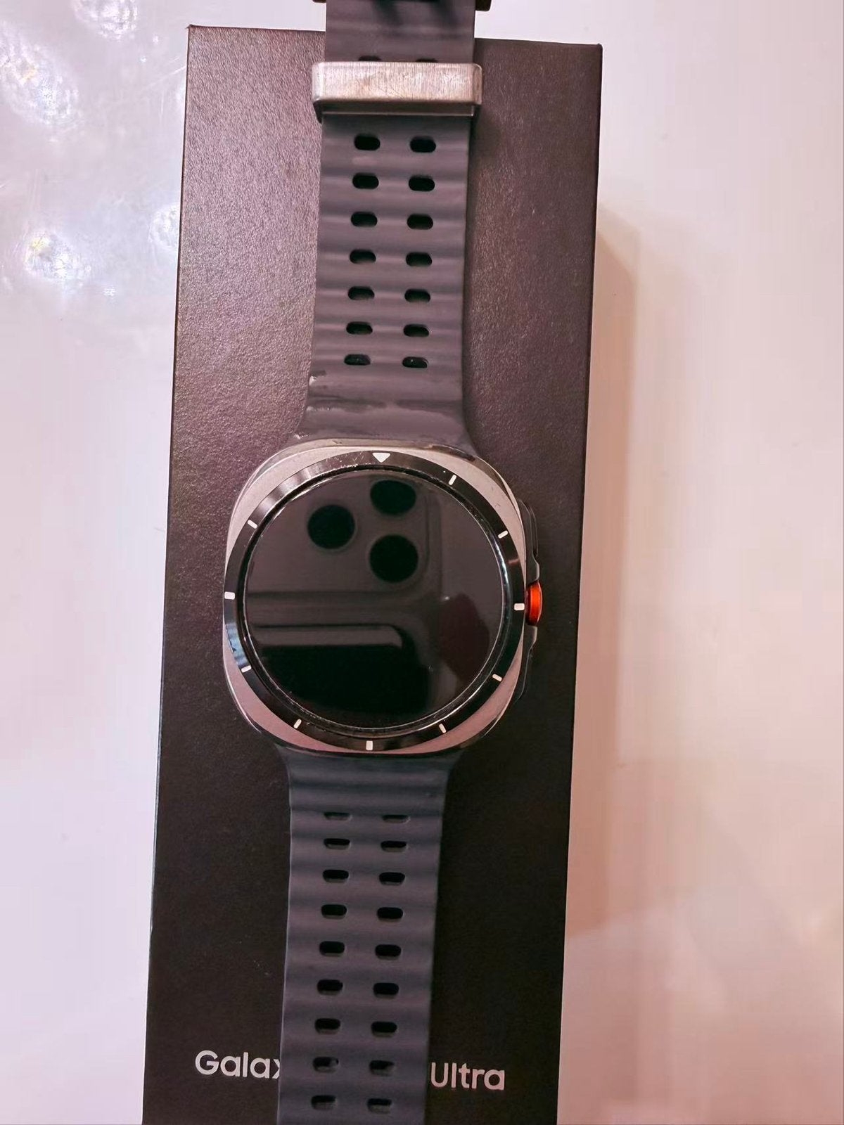 Foto 7 van Samsung Galaxy Watch Ultra met extra bandjes en accessoires