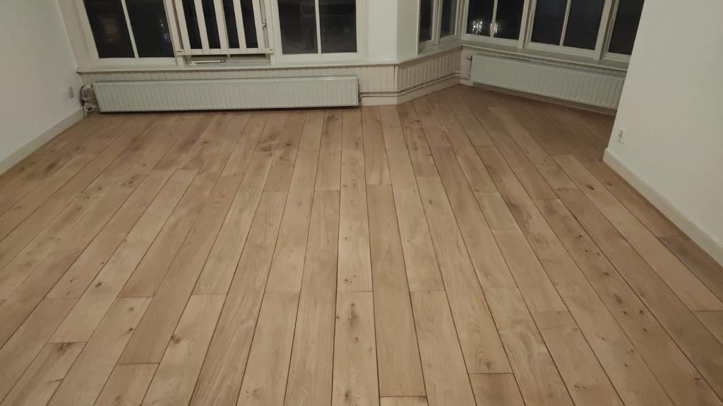 Foto 13 van Eiken/grenen vloerdelen +10% najaarkorting!