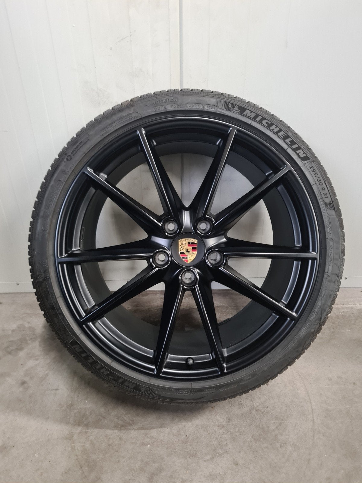 20/21' Porsche 911 992 Velgen met winterbanden 8mm & 7.5mm, 295 mm, Banden en Velgen, Personenwagen, 21 inch