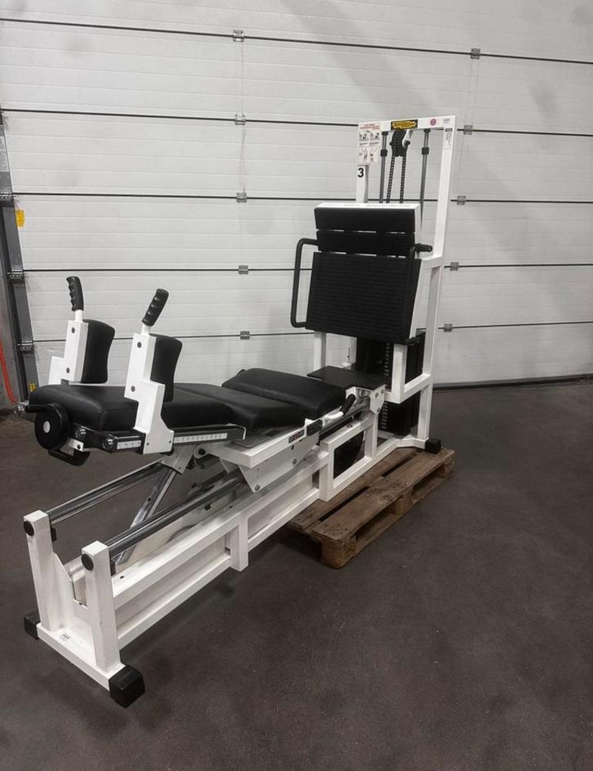 Technogym legpress 260kg steekgewichten, Sport en Fitness, Ophalen, Gebruikt, Benen