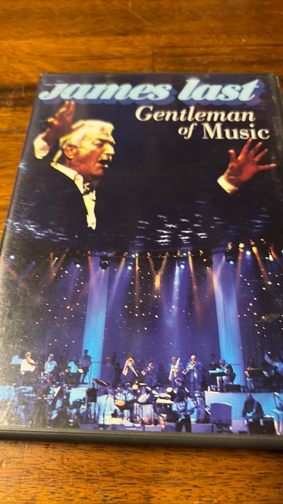James Last dvd gentleman of music live in Bayreuth, Cd's en Dvd's, Dvd's | Muziek en Concerten, Zo goed als nieuw, Alle leeftijden