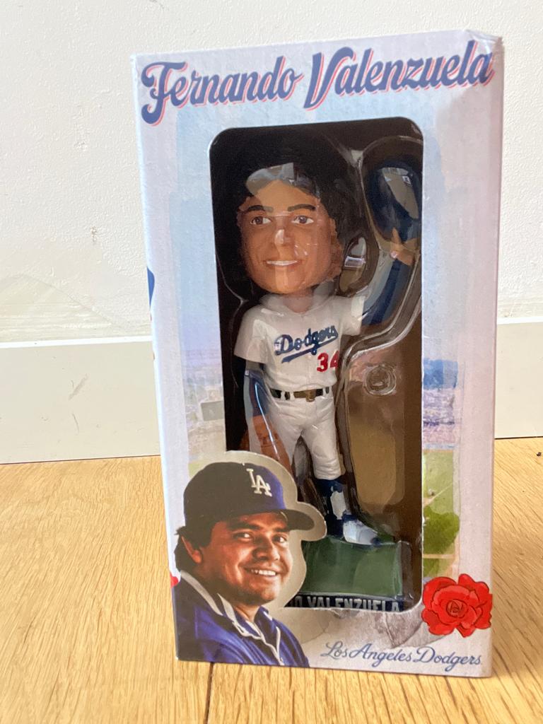 Fernando Valenzuela Dodgers Bobblehead 2025 Memorial Edition, Ophalen of Verzenden, Zo goed als nieuw, Pop