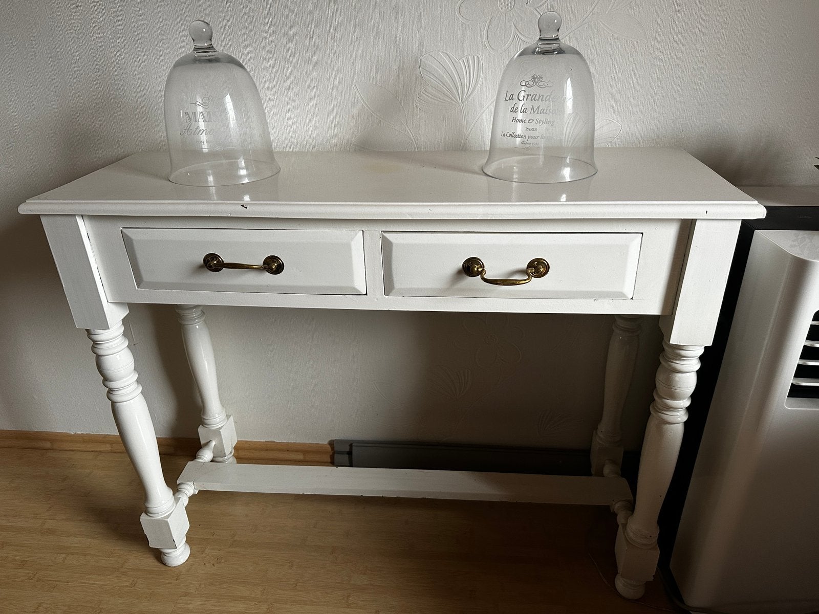 Landelijke Sidetable wit met decoratie, Ophalen, Zo goed als nieuw, 25 tot 50 cm, Rechthoekig