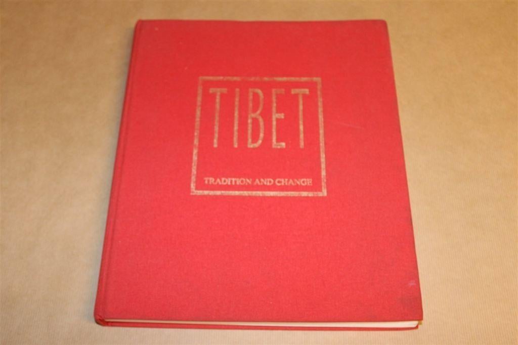 Tibet — Traditie & Verandering in Beeld [1997], Ophalen of Verzenden, Gelezen, Overige onderwerpen