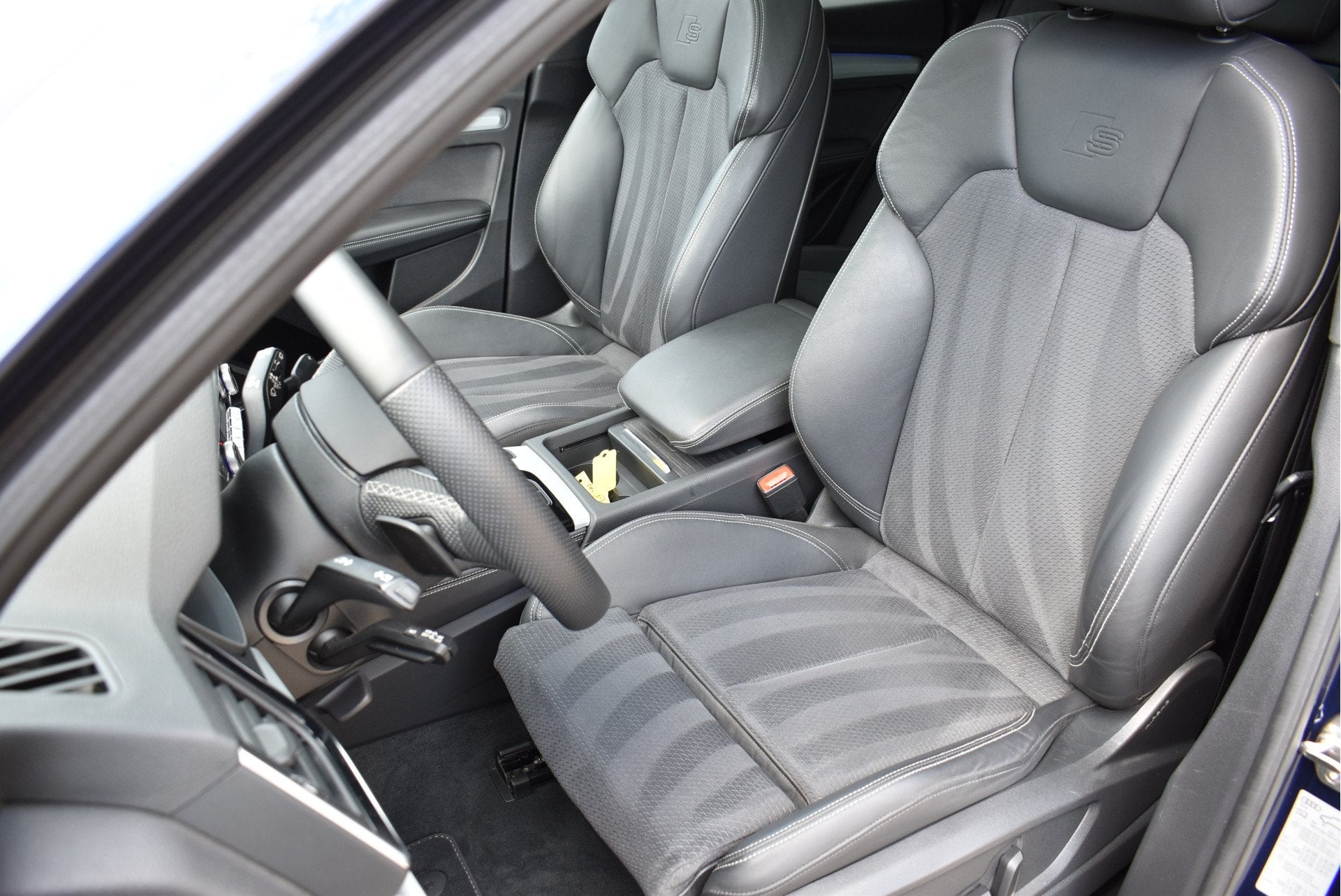 Audi Q5 55 TFSI e S-Line 367 Pk Pano Lucht HUD 360 Camera Le, Automaat, Gebruikt, 4 cilinders, Blauw
