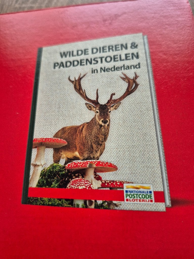 Wilde Dieren En Paddestoelen Nieuw Ongelezen, Boeken, Postcode loterij, Nieuw, Ophalen of Verzenden, Natuur algemeen
