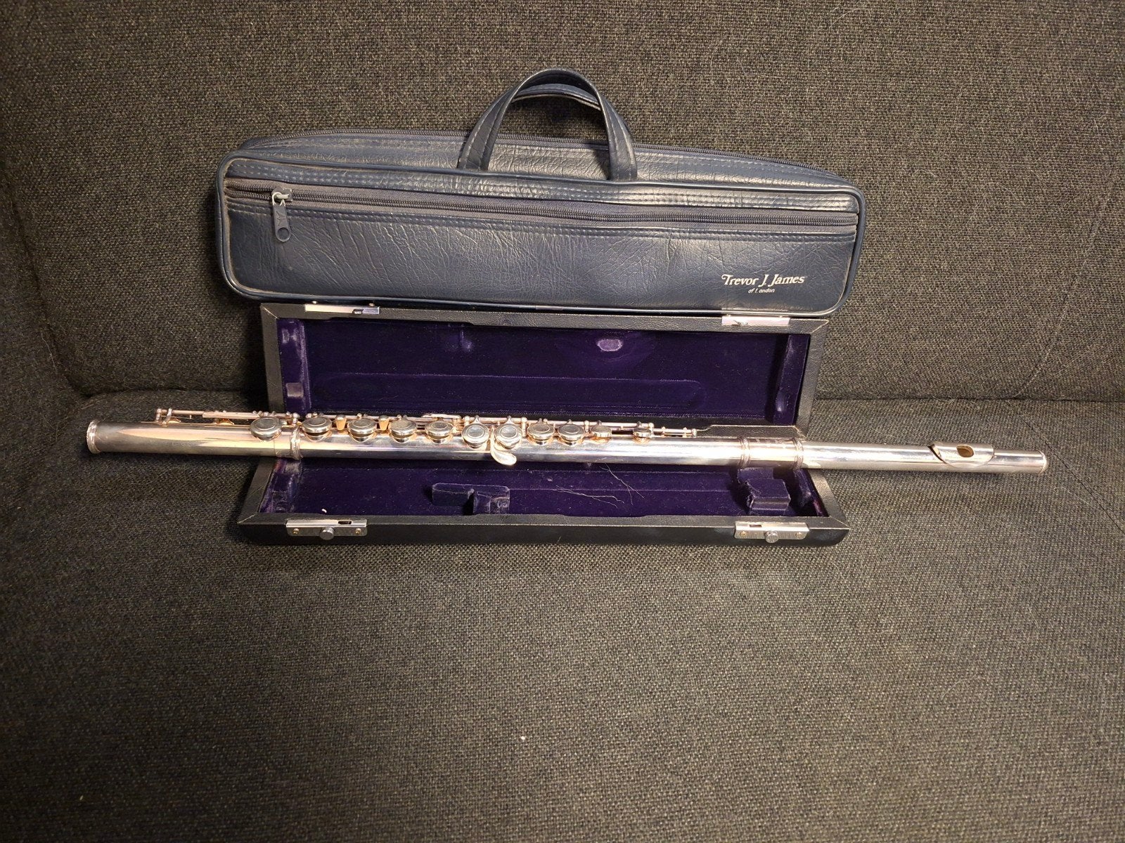 Dwarsfluit Trevor J. James  met koffer T.J 10x 66997, Muziek en Instrumenten, Ophalen, Gebruikt, Dwarsfluit, Met koffer of tas