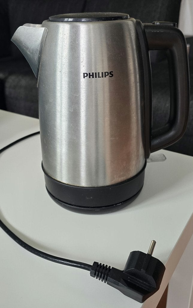 Philips Waterkoker philips HD9350 - RVS, Draadloos, 1 tot 2 liter, Ophalen, Gebruikt, Draadloos