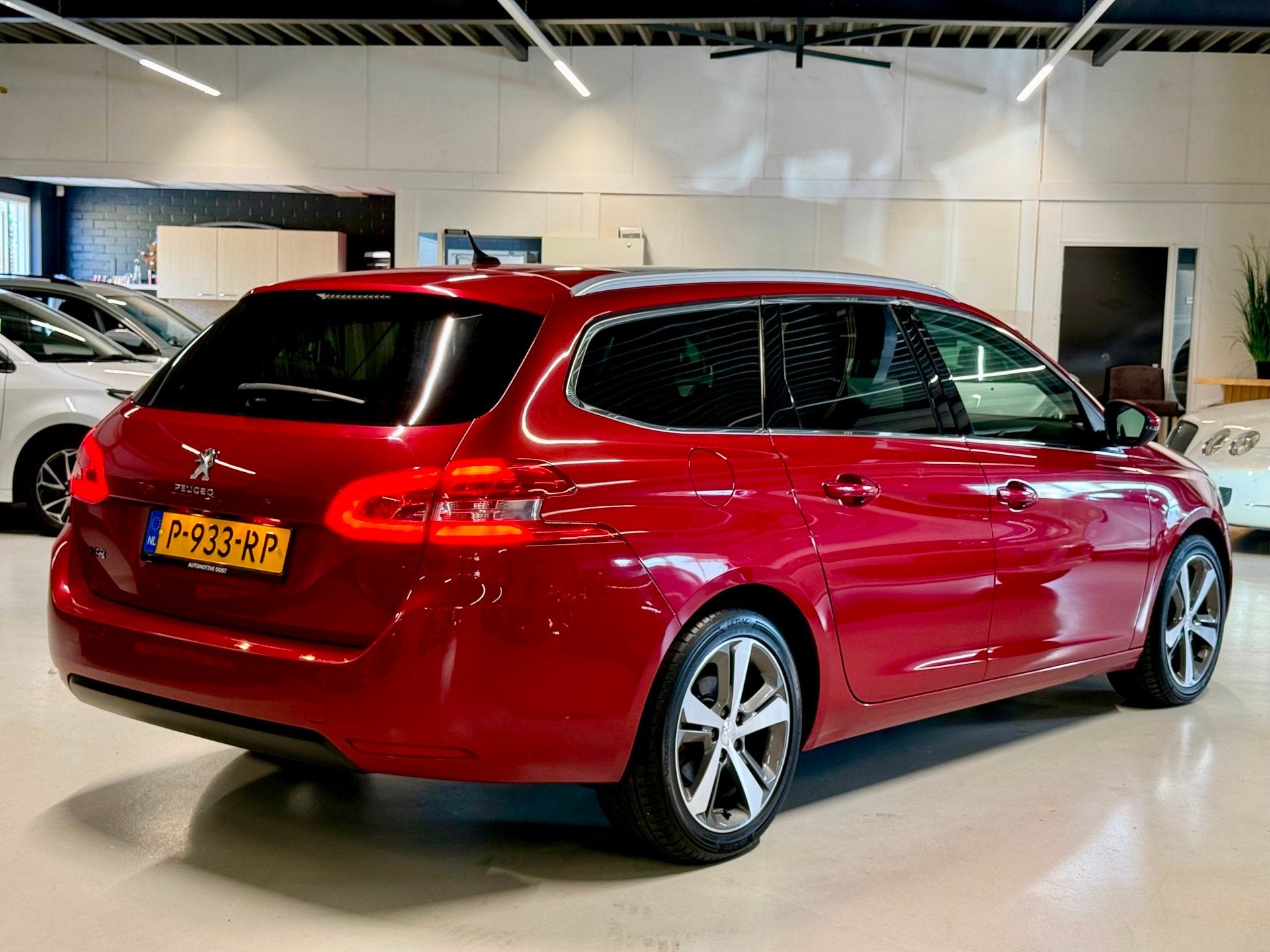 Peugeot 308 SW 1.6T Allure Pano|Navi|Led|Camera!, Voorwielaandrijving, Euro 5, Stof, Gebruikt
