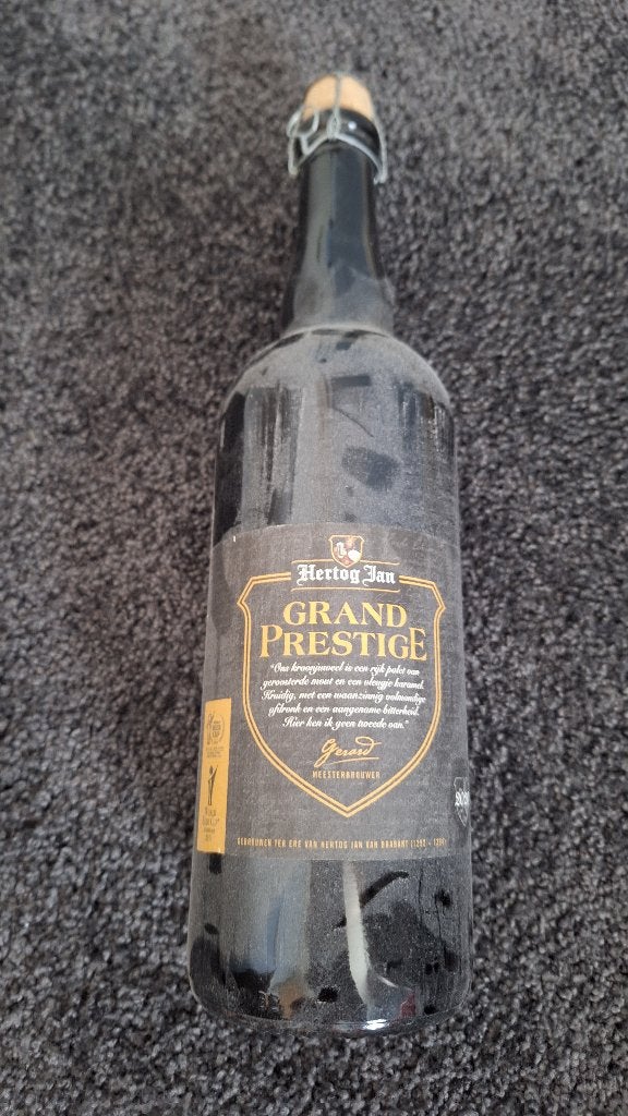 Hertog Jan Grand Prestige 2018, Verzamelen, Biermerken, Ophalen of Verzenden, Zo goed als nieuw, Flesje(s), Hertog Jan