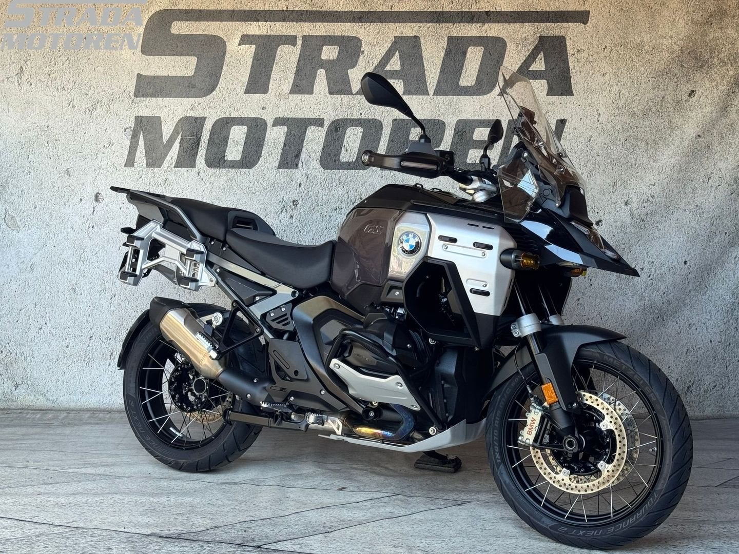 BMW R 1300 GS ADVENTURE TRIPLE BLACK ASA automaat ( btw ), 2 cilinders, Bedrijf, Onbekend, Overig