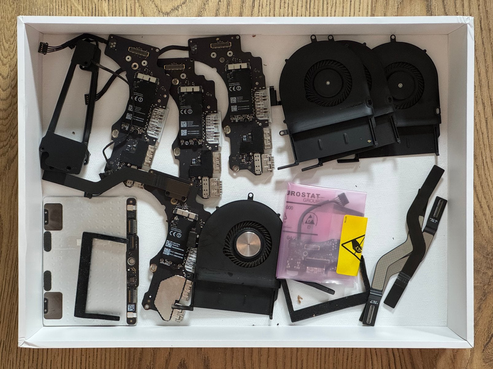 MacBook Pro 2013-2015 A1502 originele onderdelen lot, Computers en Software, Apple Macbooks, MacBook Pro, Gebruikt, 2 tot 3 Ghz