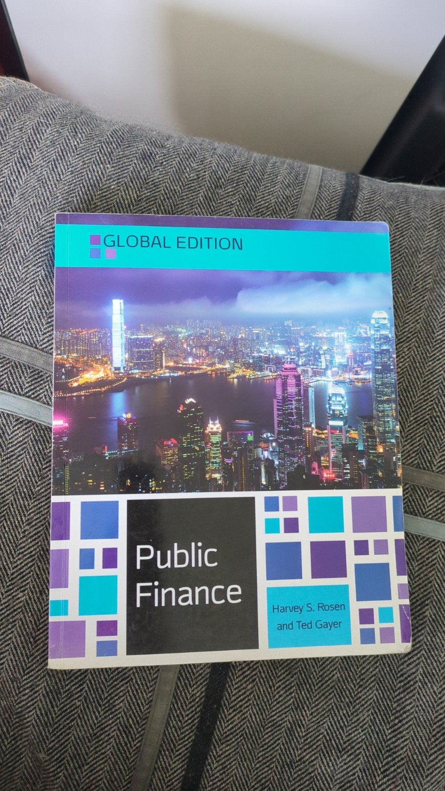 Public Finance Global Edition (Harvey S. Rosen & Ted Gayer), Ophalen, Zo goed als nieuw, Gamma, Harvey S. Rosen and Ted Gayer