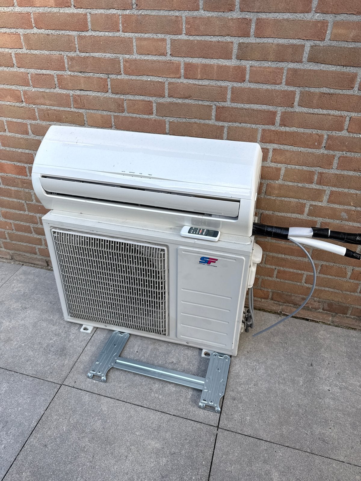 Split type airco SMD-12 met gas afgevuld zonder leiding, Ophalen, Gebruikt, 3 snelheden of meer, Koelen en Ontvochtigen