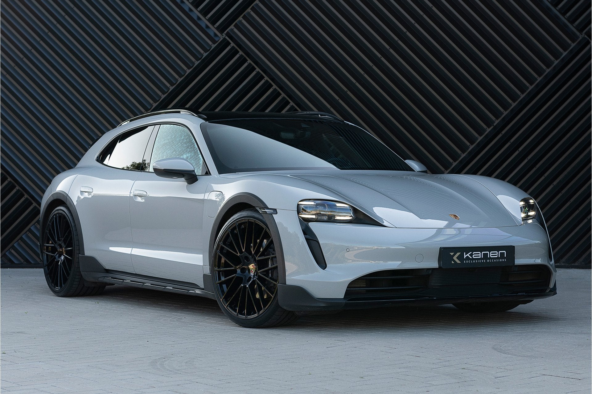 Porsche Taycan Cross Turismo 4 93 kWh ACC Pano Luchtv Camera, Auto's, Automaat, Zwart, Overige carrosserieën, Leder
