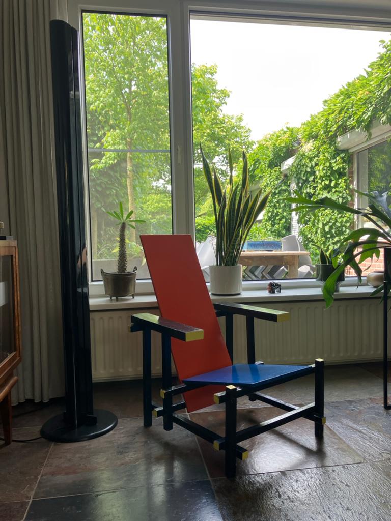 De Stijl Rood-Blauwe Stoel - Gerrit Rietveld, Antiek en Kunst, Antiek | Meubels | Stoelen en Banken, Ophalen